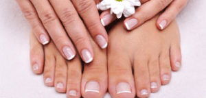 LA Nails Fullset manicure and pedicure